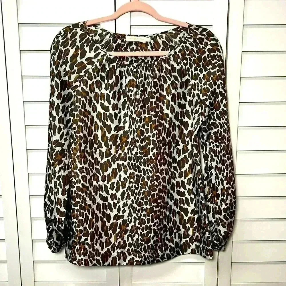 Tory Burch Leopard Print 100% Silk Long Sleeve Top Size 2